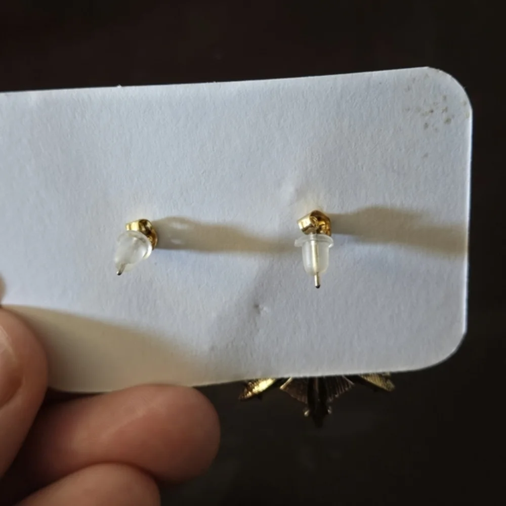 Statement Crystal Earrings with Pastel Accents - Picture 4 of 4